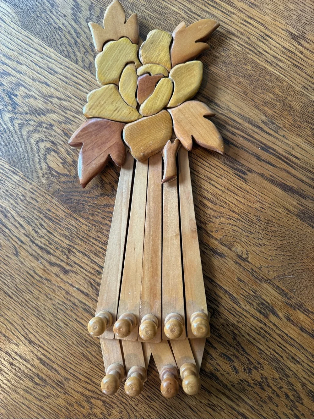 Vintage Accordion Wooden Peg Floral Fan Wall Hook Coat Purse Rack